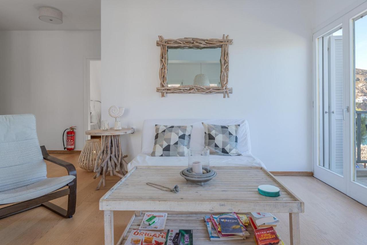 Uno Luxury Apartment With Sea View 里瓦的亚 外观 照片